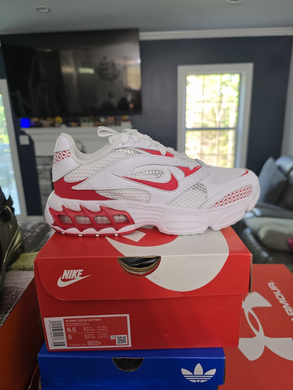 W Nike Zoom Air Fire White and Red Running Sneakers